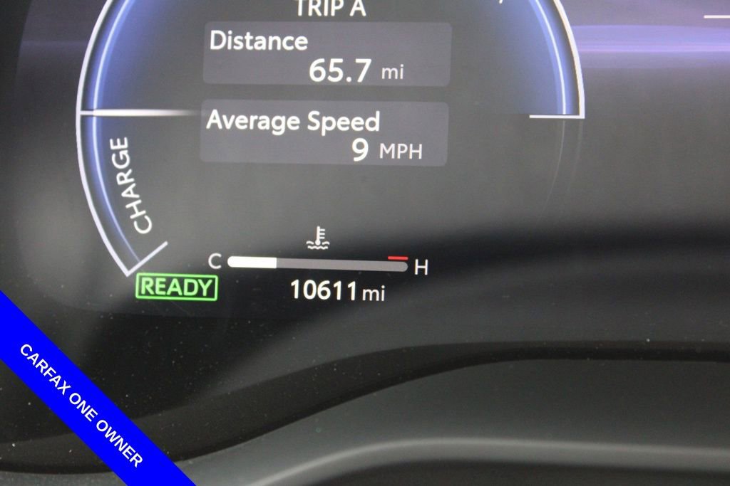 Used 2025 Toyota Sienna Platinum image 39