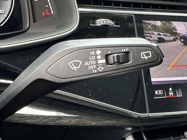 Used 2026 Audi Q8 Premium w/ Convenience Plus Package AWD/4WD image 35