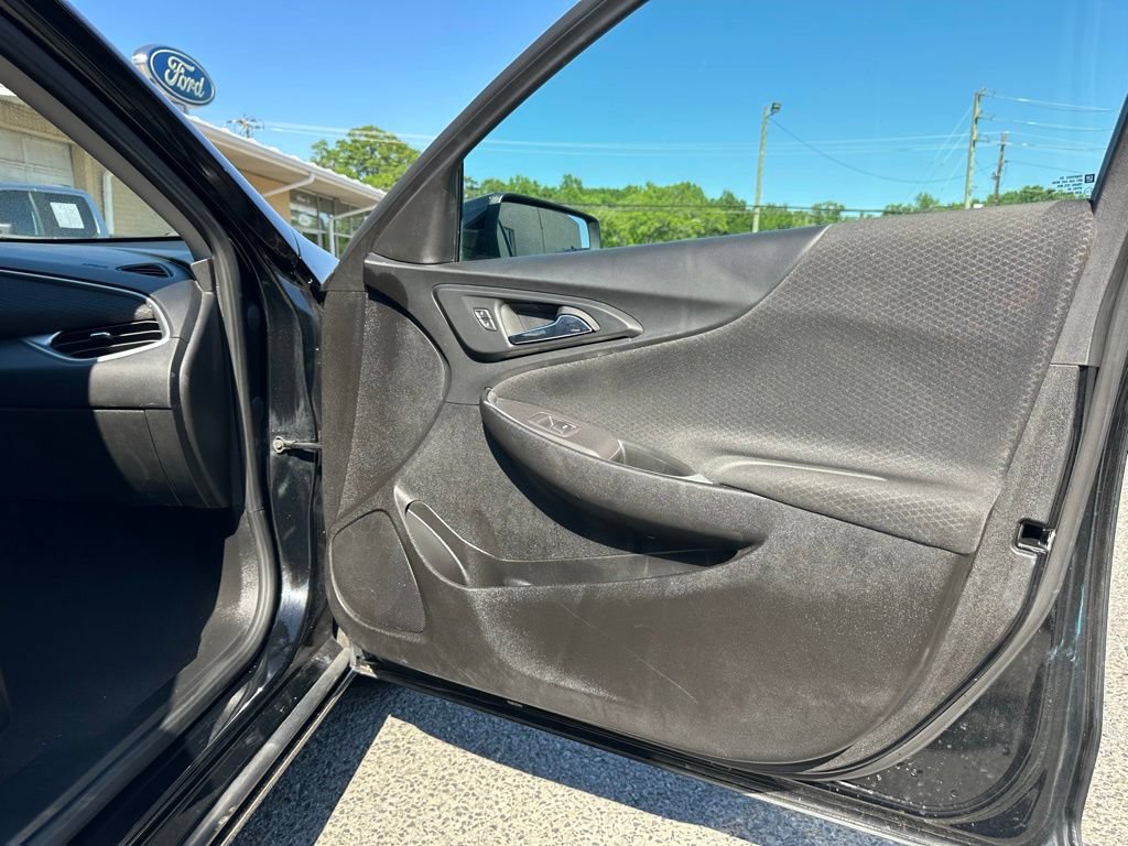 Used 2024 Chevrolet Malibu LT FWD image 18