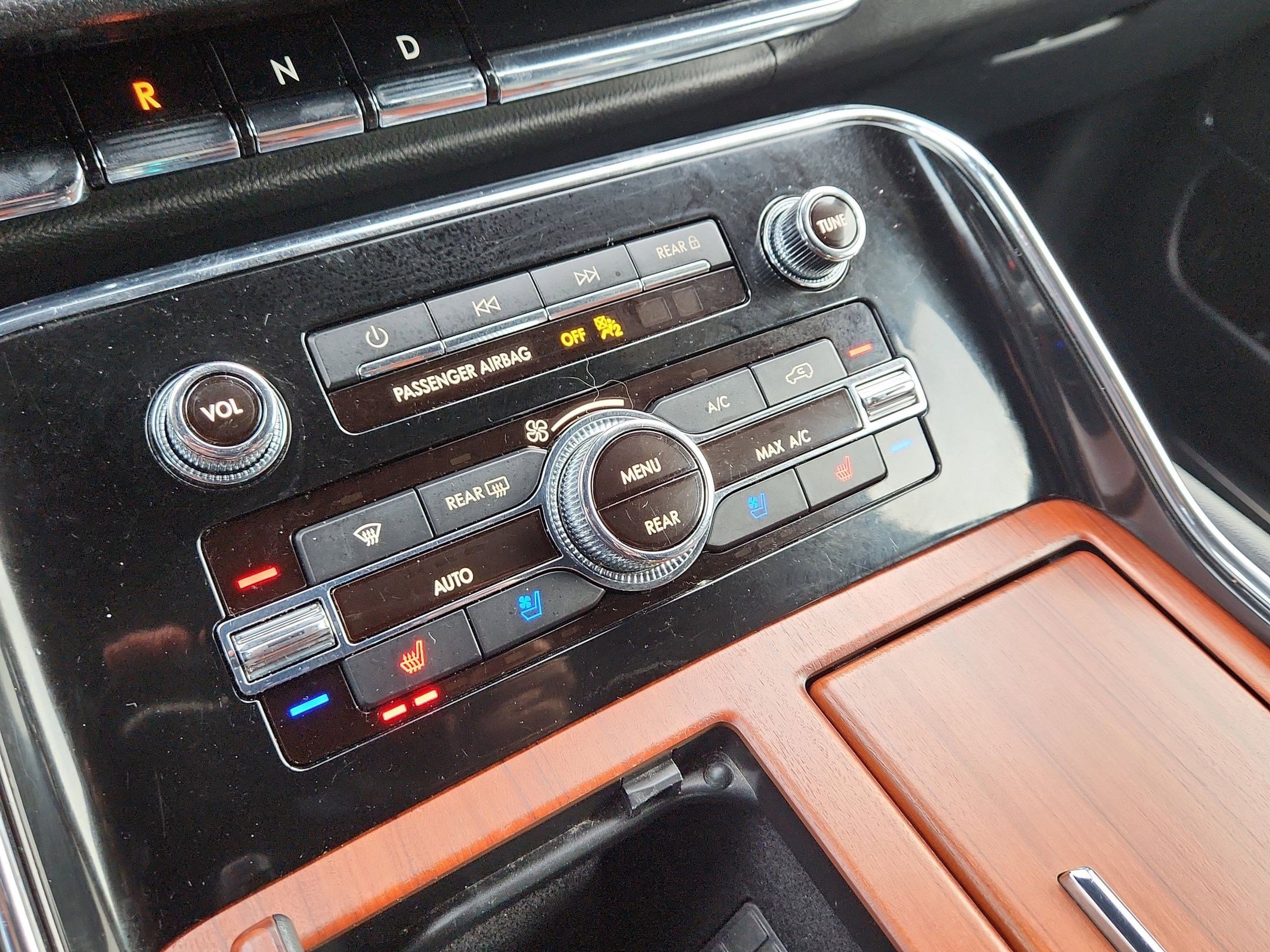 Used 2022 Lincoln Navigator L Reserve image 35