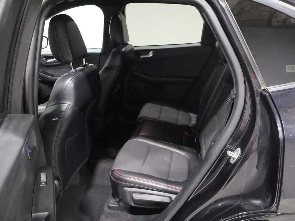 Used 2024 Ford Escape ST-Line AWD/4WD image 17