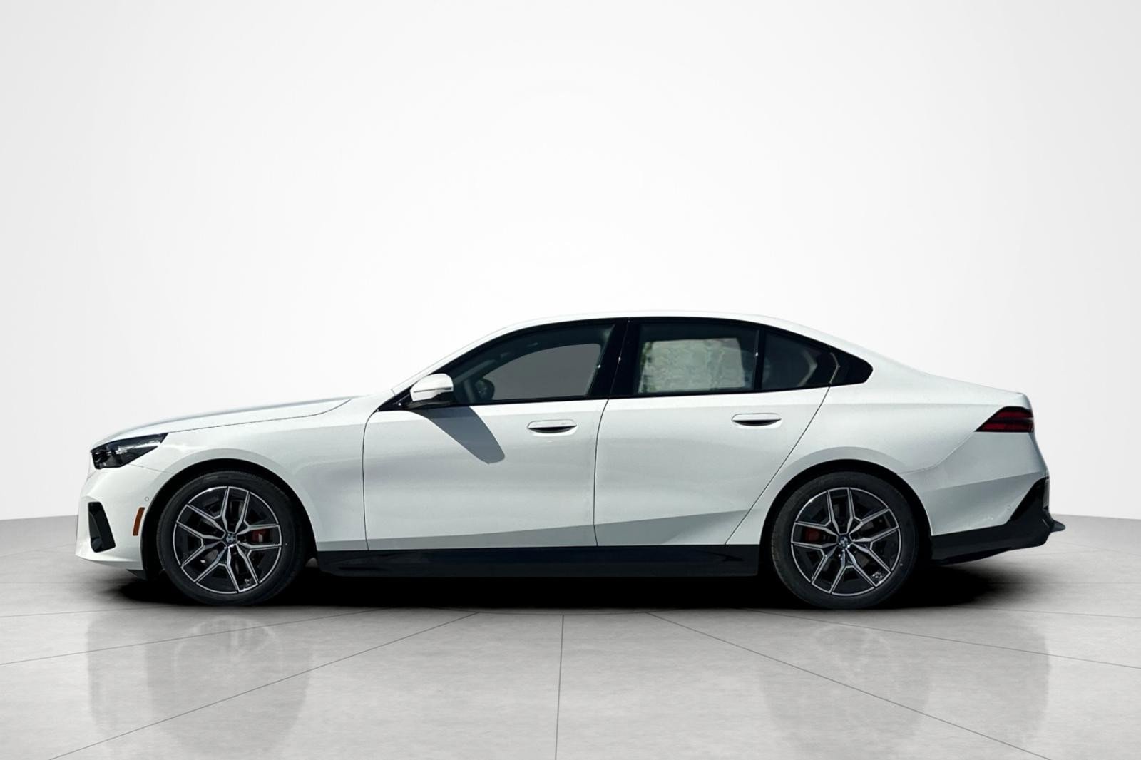 New 2026 BMW i5 M60 w/ M Sport Package RWD image 2