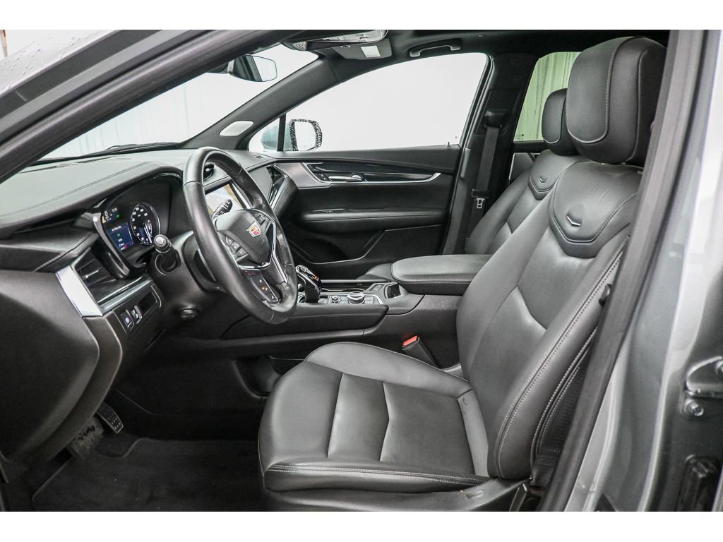 Certified 2023 Cadillac XT5 Premium Luxury FWD image 36