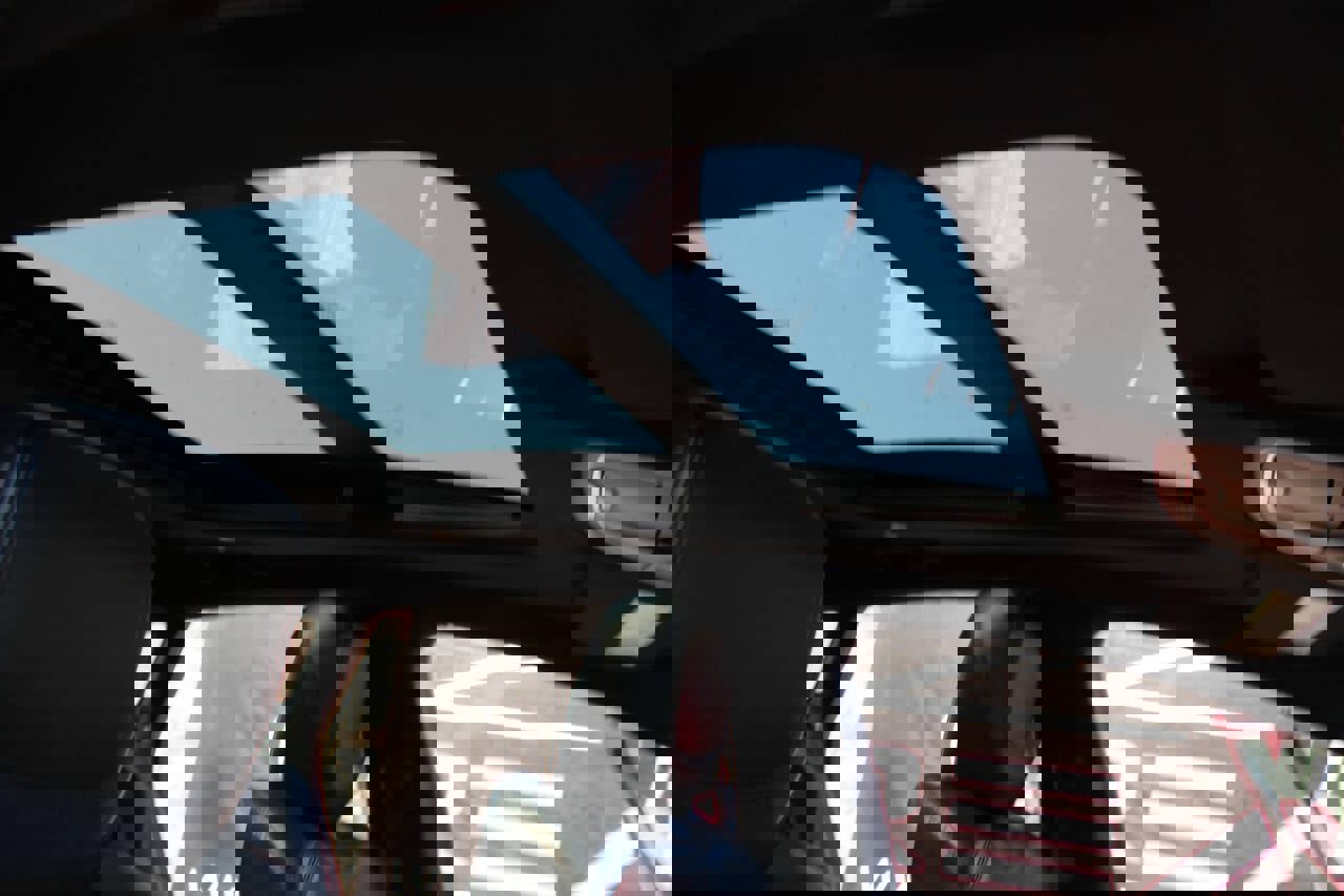 Used 2015 Chrysler 200 S w/ Comfort Group image 11