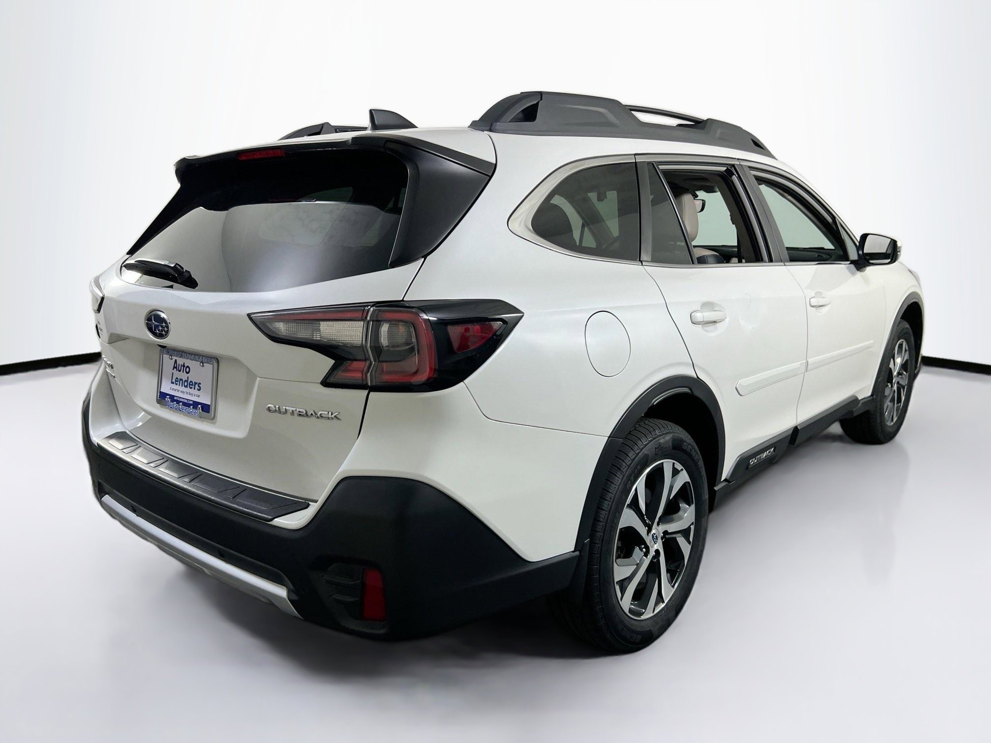 Used 2022 Subaru Outback Limited AWD/4WD image 5