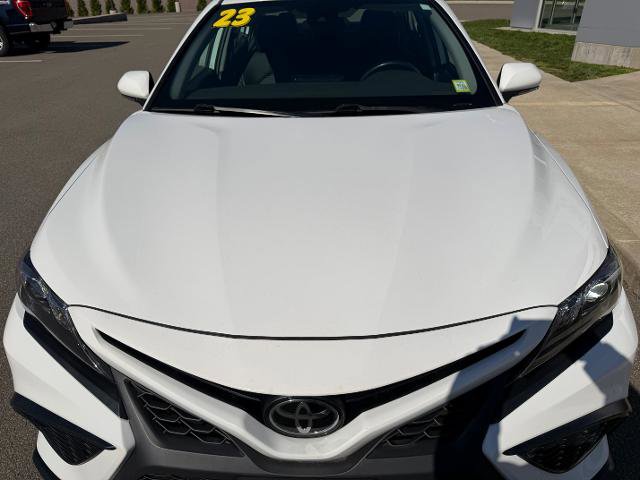 Used 2023 Toyota Camry SE image 6