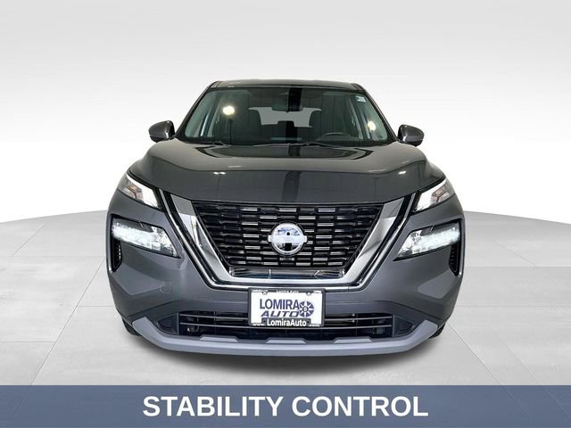 Used 2023 Nissan Rogue S AWD/4WD image 3