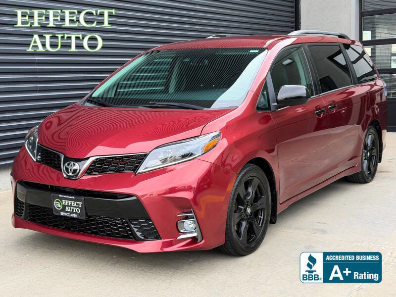 Used 2020 Toyota Sienna SE FWD image 1