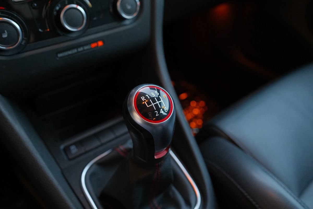 Used 2011 Volkswagen GTI 4-Door FWD image 26