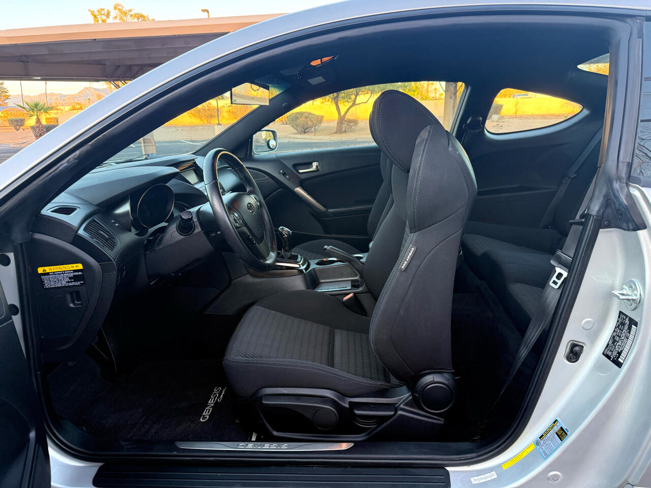 Used 2013 Hyundai Genesis 2.0T image 9