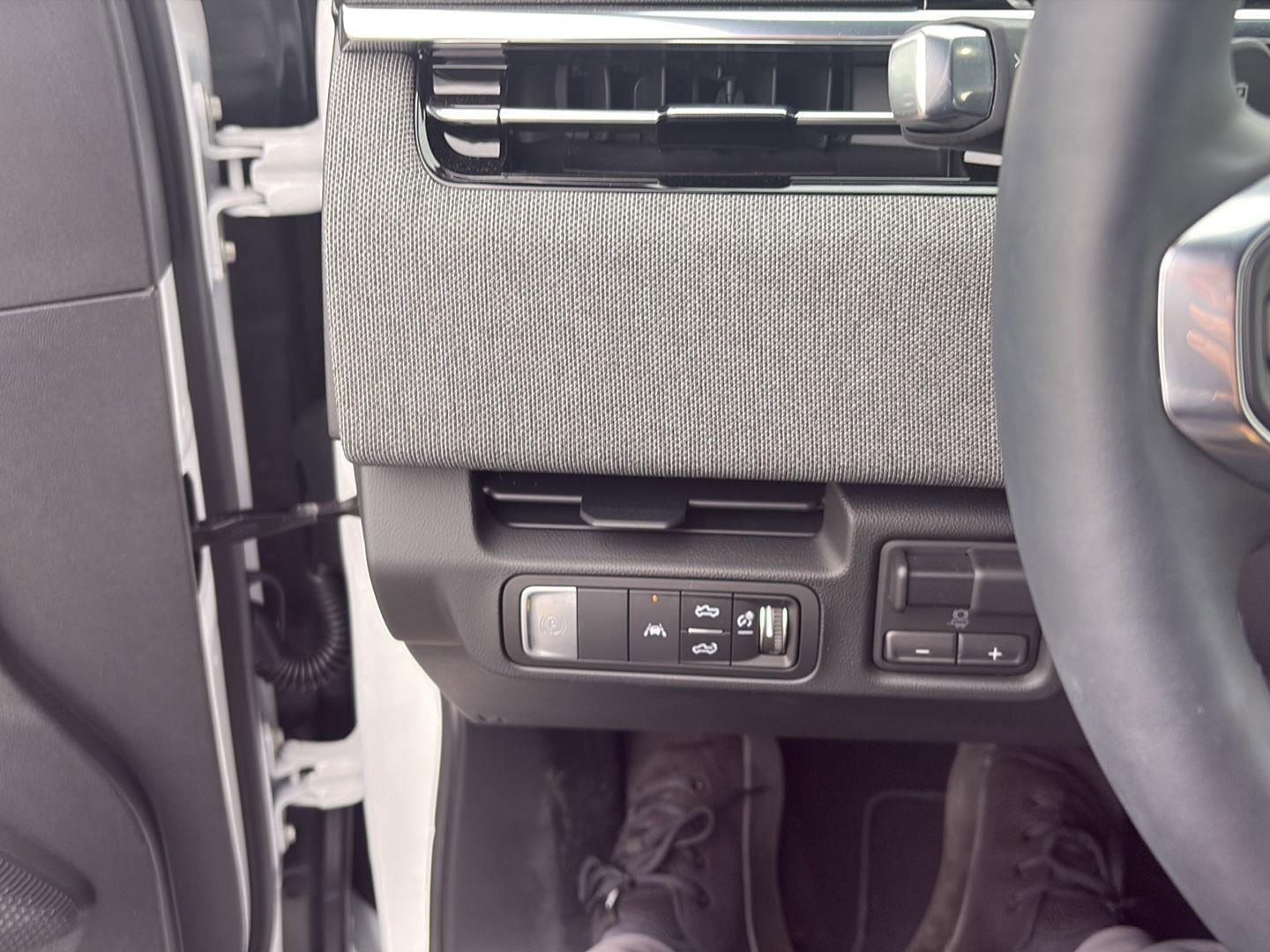 Used 2026 GMC Sierra EV Elevation image 16