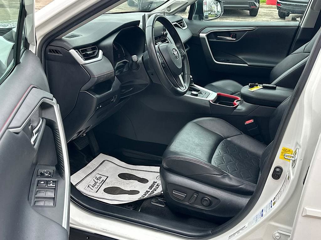 Certified 2020 Toyota RAV4 TRD Off-Road image 13