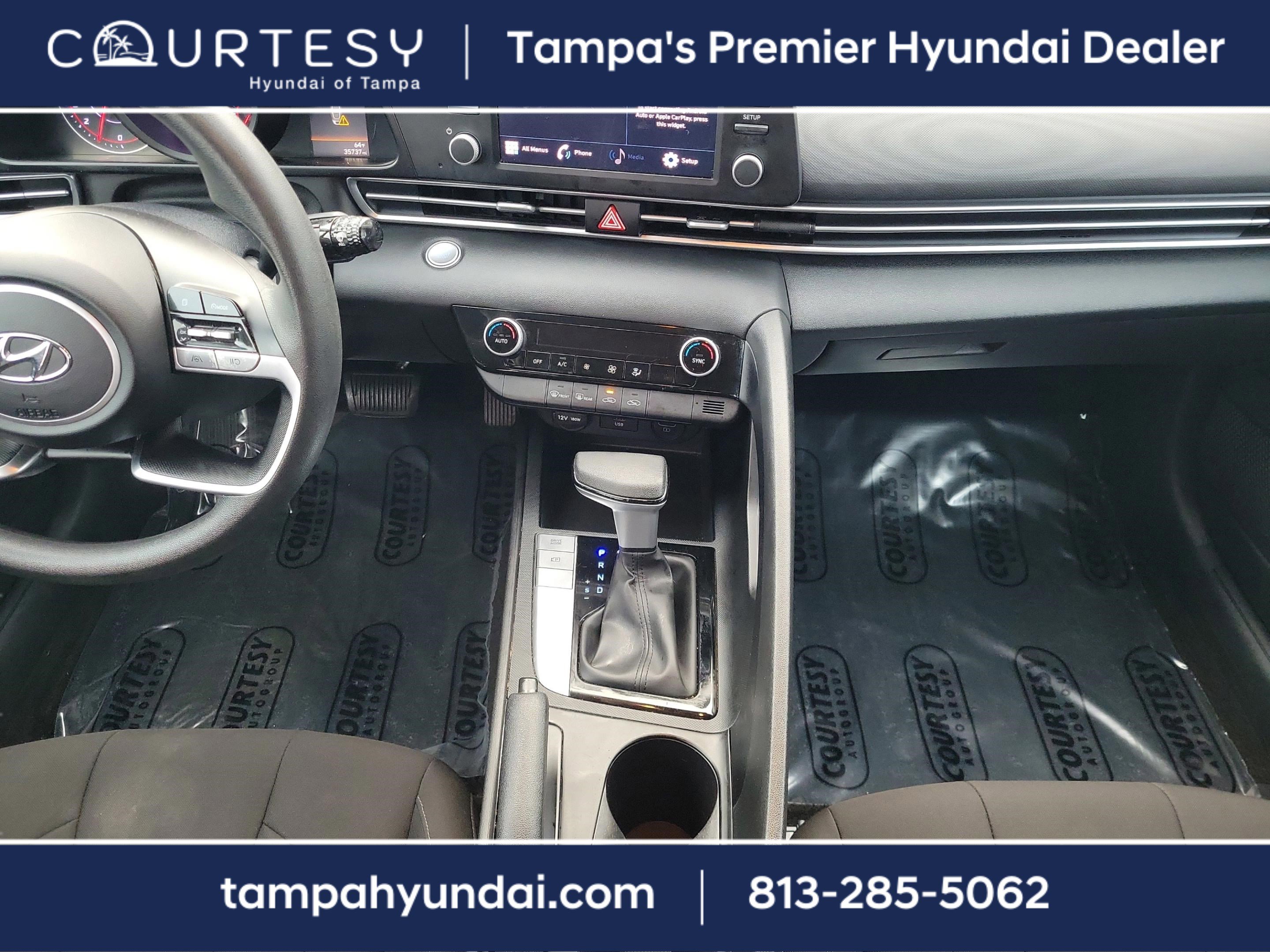 Used 2023 Hyundai Elantra SEL image 14