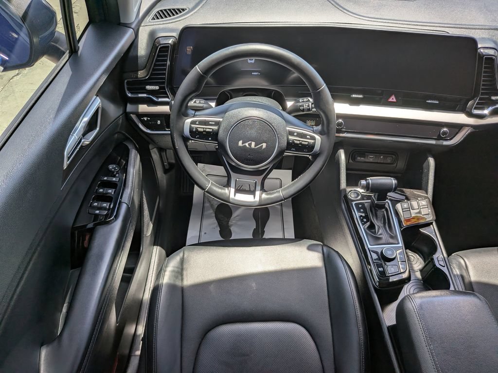 Certified 2023 Kia Sportage EX FWD image 16