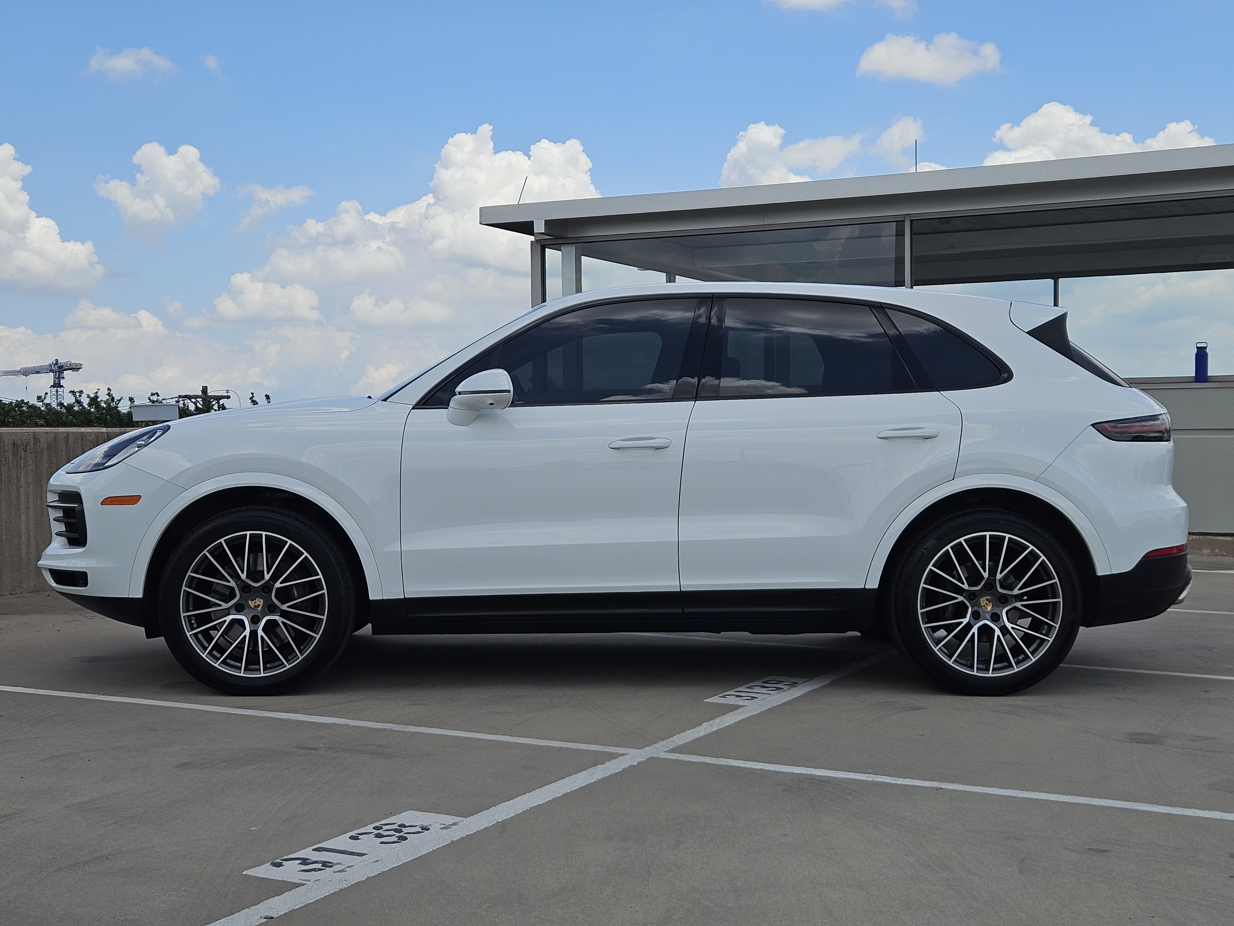 Certified 2023 Porsche Cayenne AWD/4WD image 2