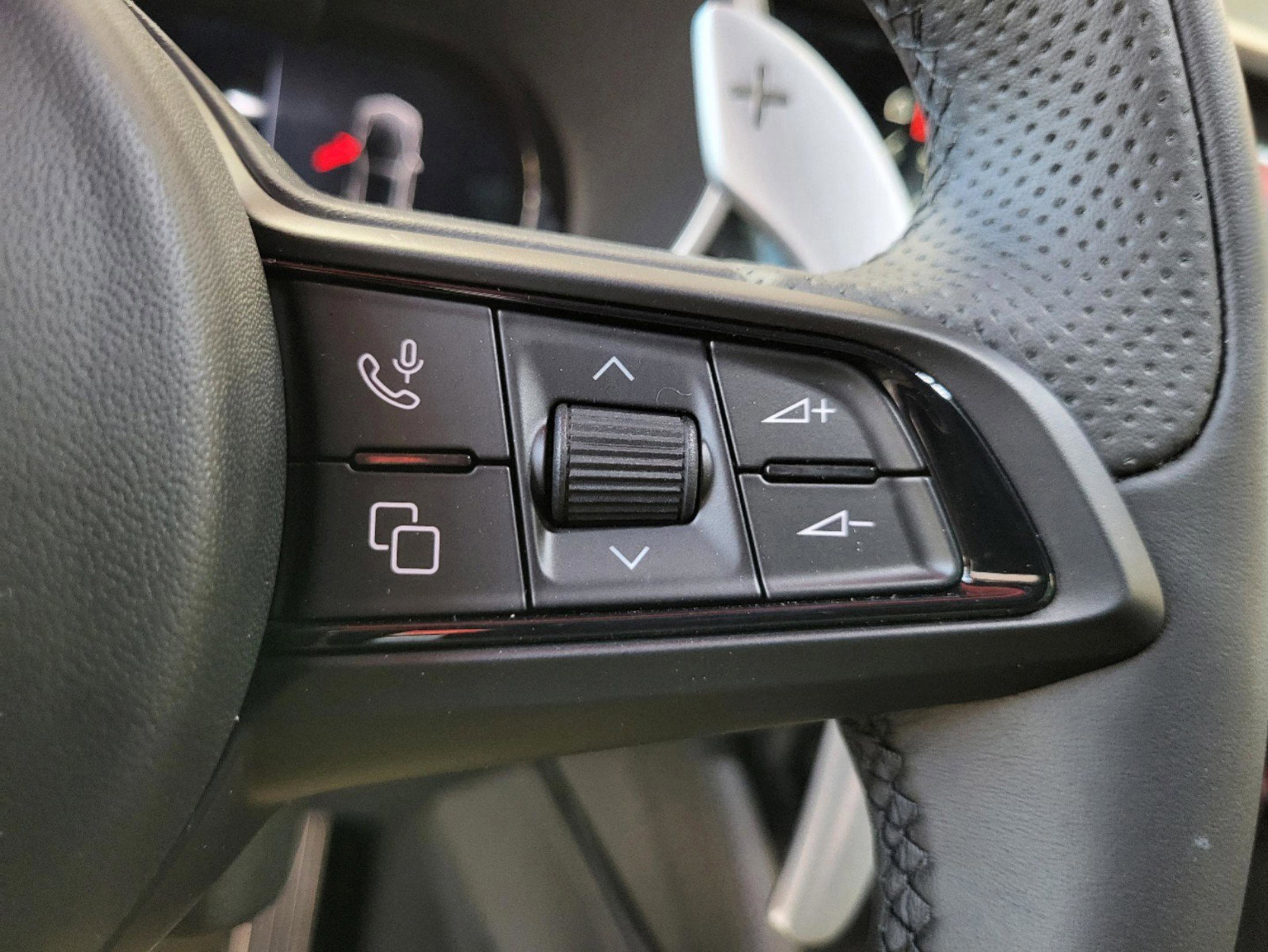 New 2025 Alfa Romeo Stelvio Sprint image 47