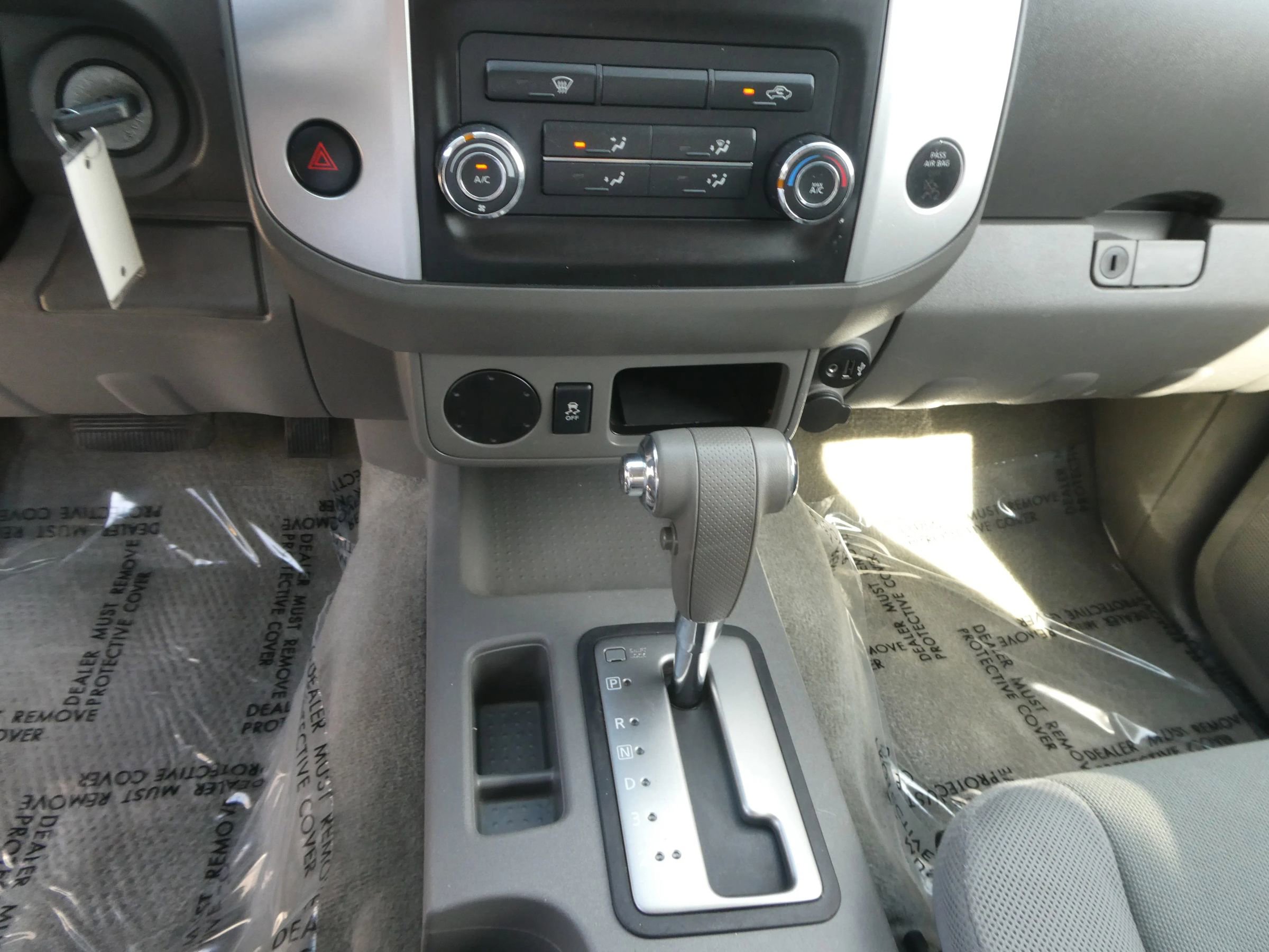 Used 2018 Nissan Frontier S RWD image 21