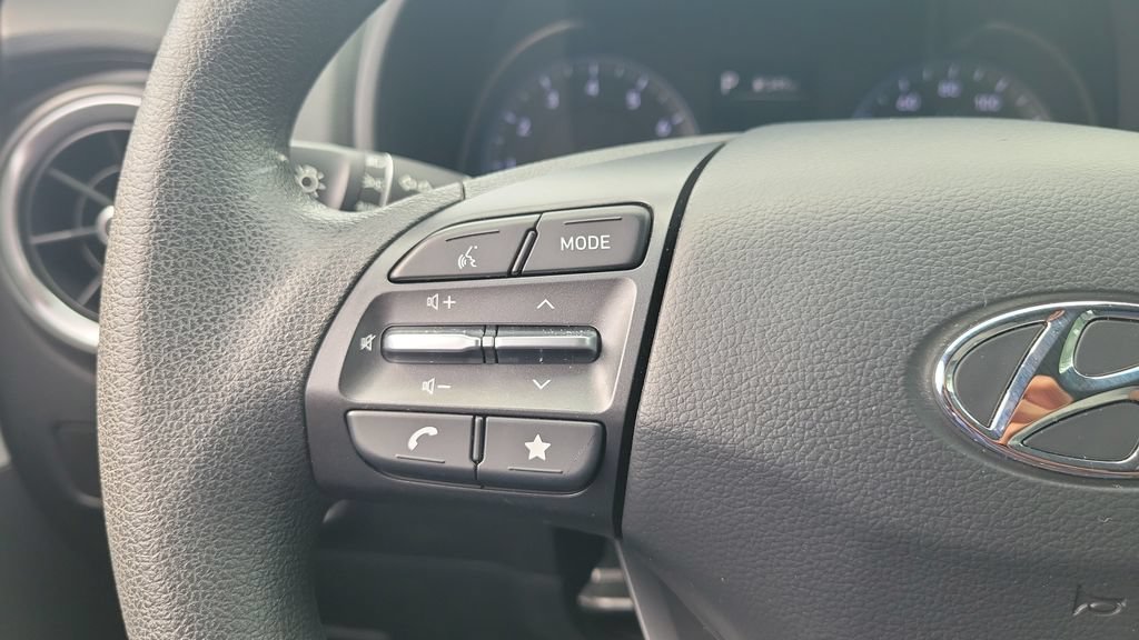 Certified 2023 Hyundai Kona SE w/ Cargo Package FWD image 21