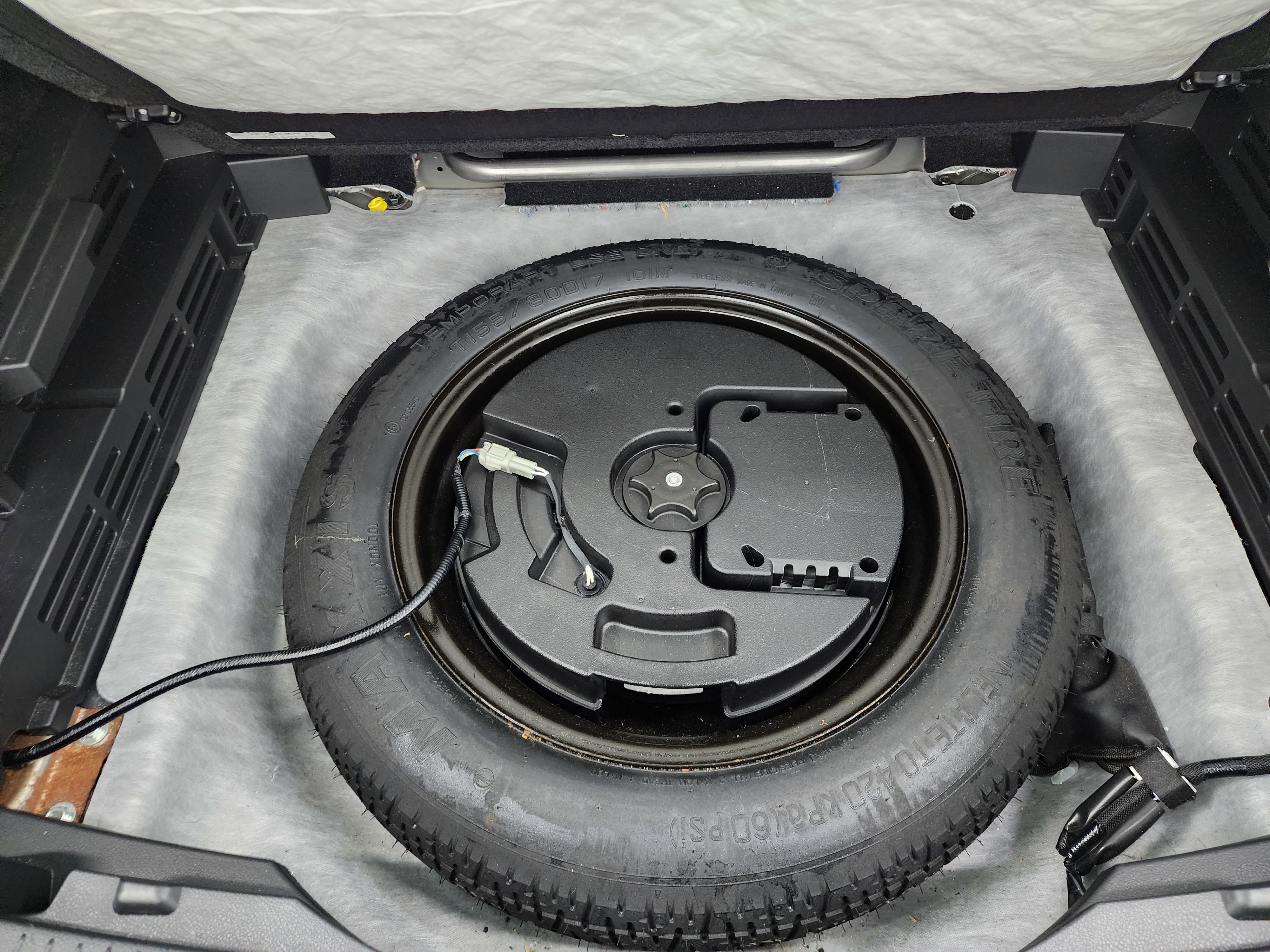 Used 2023 Nissan Rogue SV image 28