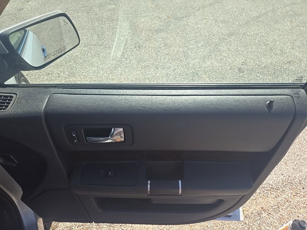 Used 2019 Ford Flex Limited FWD image 21