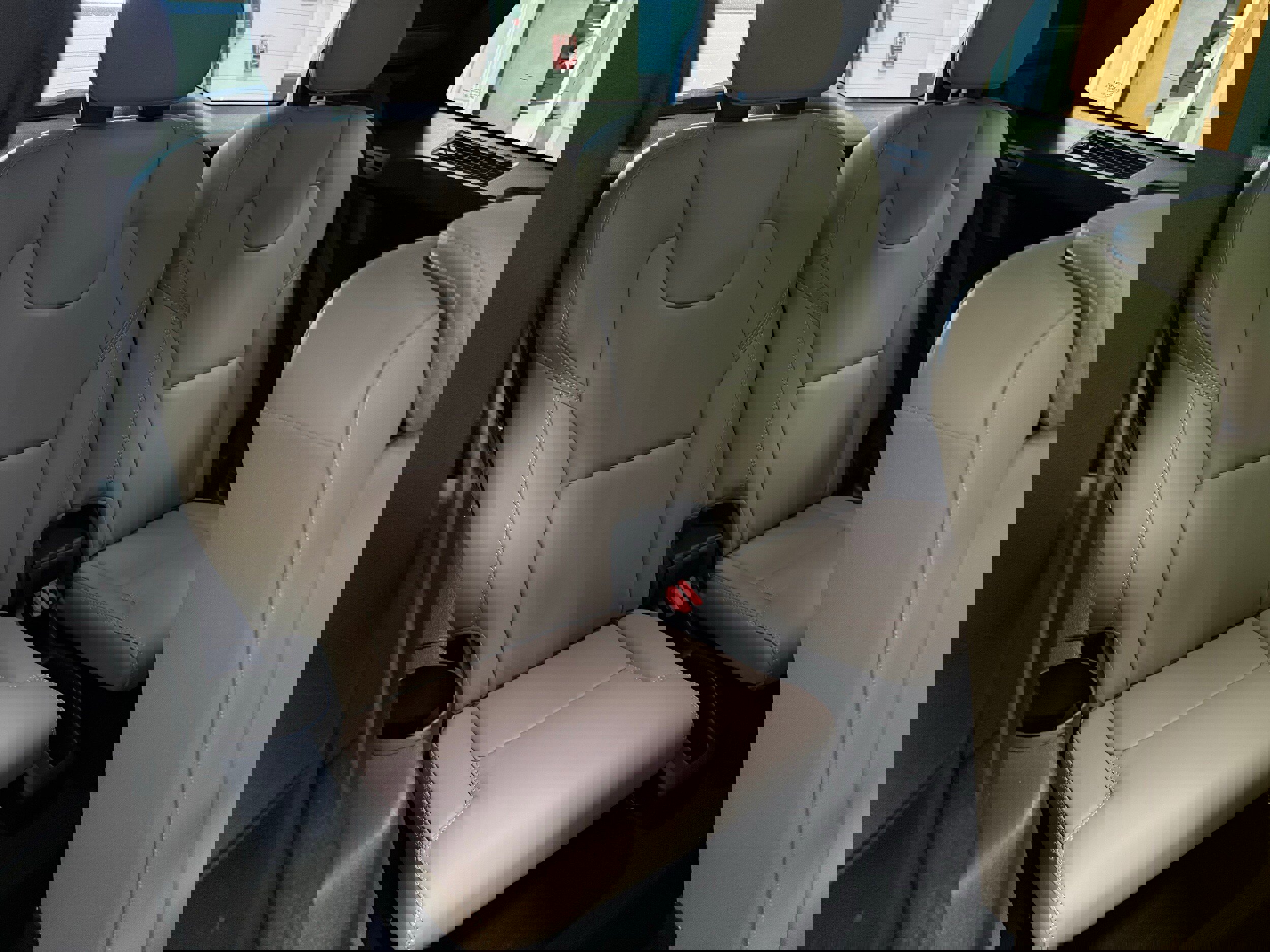 New 2026 Volvo XC90 B6 Ultra w/ Protection Package Premier image 35