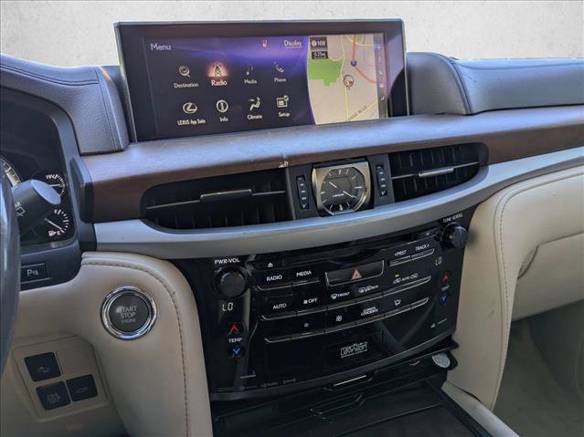 Used 2017 Lexus LX 570 4WD image 15