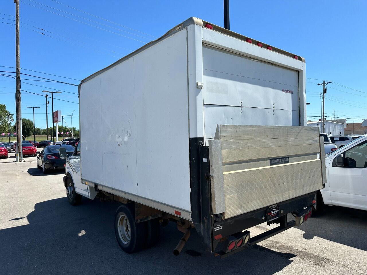 Used 2003 Chevrolet Express 3500 image 3