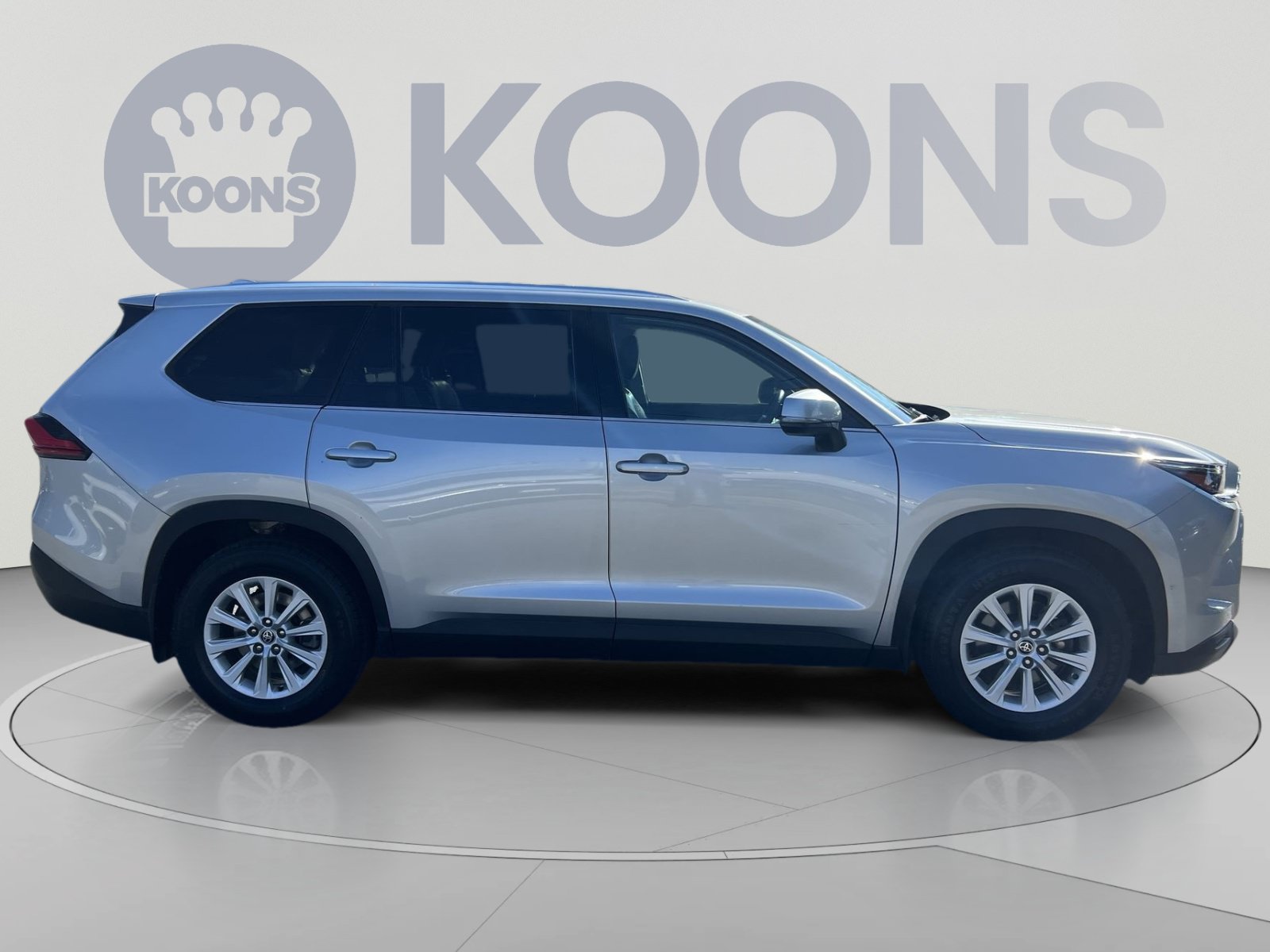 Used 2024 Toyota Grand Highlander AWD Hybrid image 8
