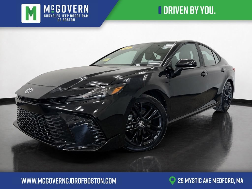 Used 2025 Toyota Camry SE FWD video 1