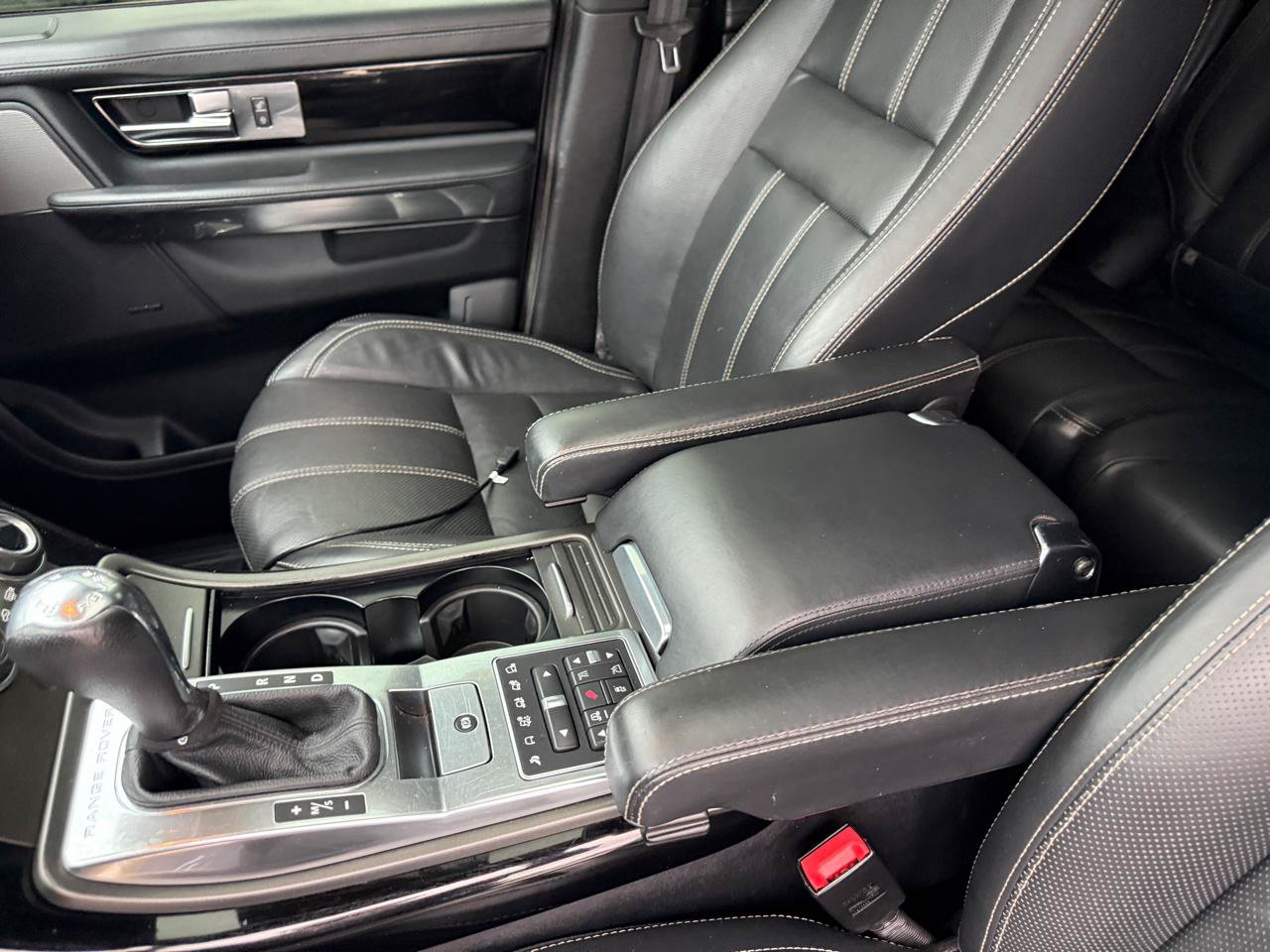 Used 2013 Land Rover Range Rover Sport Supercharged w/ Vision Assist Pkg AWD/4WD image 25