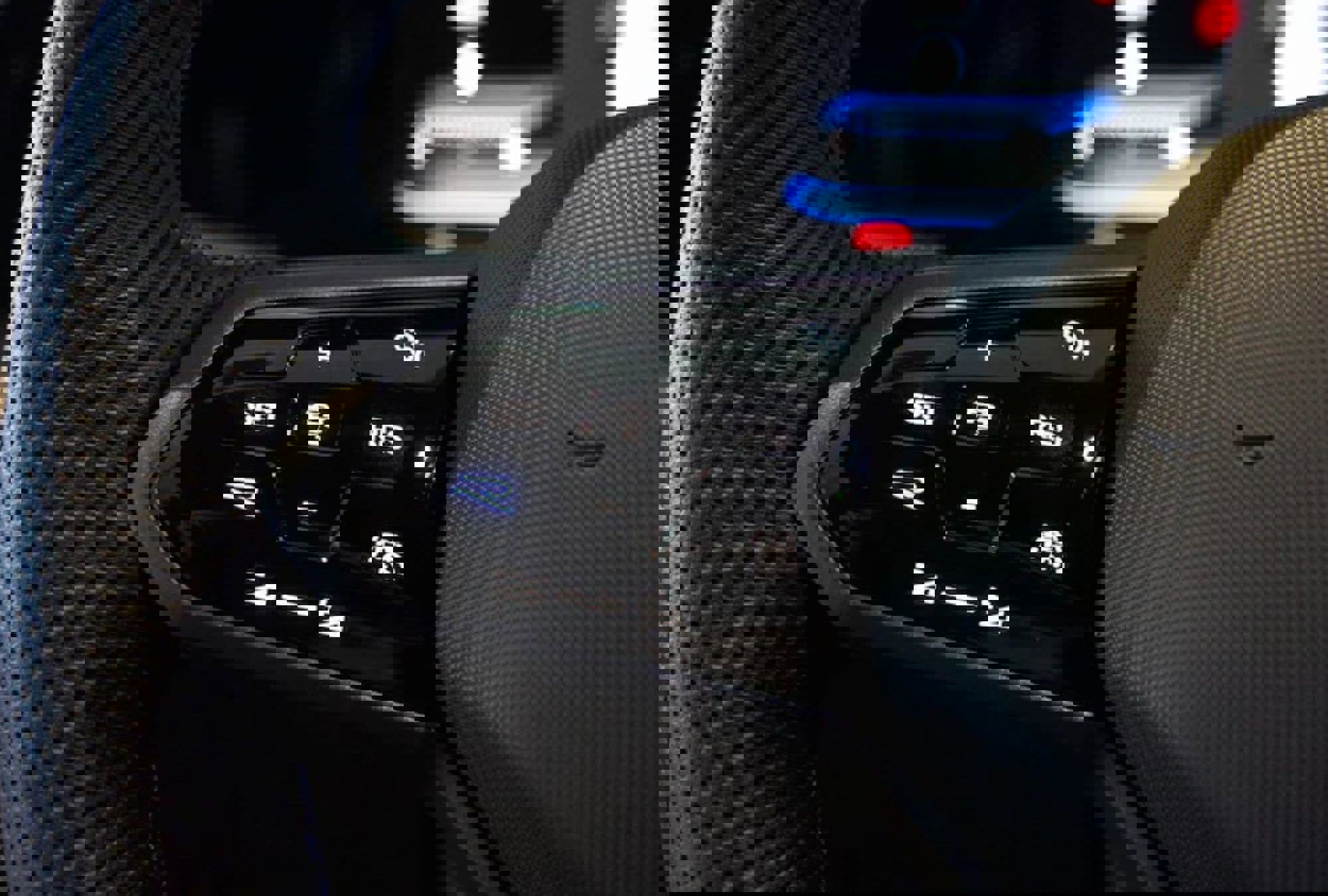 New 2024 Volkswagen Golf R image 23