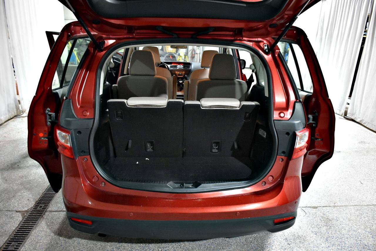 Used 2014 MAZDA MAZDA5 Touring FWD image 22