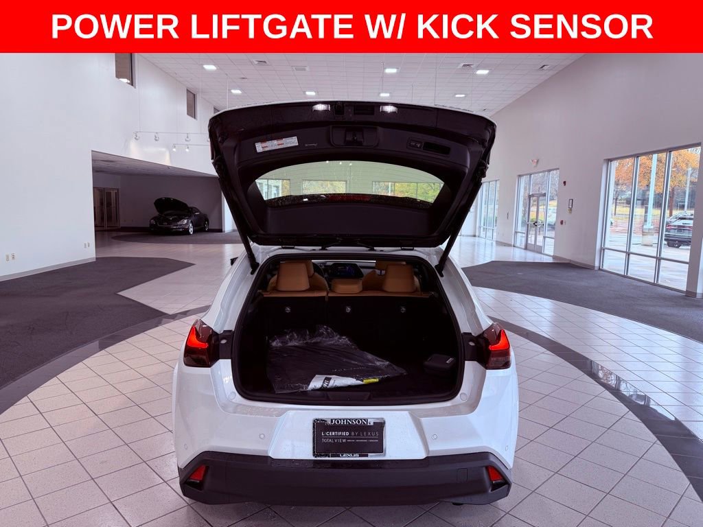 Certified 2025 Lexus UX 300h 300h DIGITAL KEY/CARPLAY/UNLIM image 7