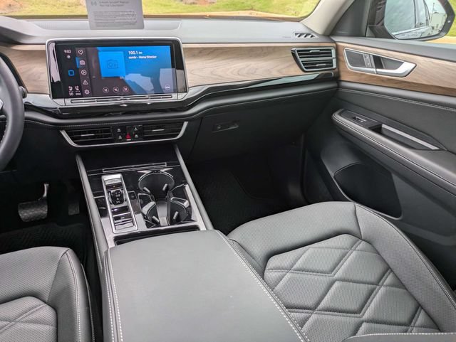 Certified 2026 Volkswagen Atlas SE FWD image 19