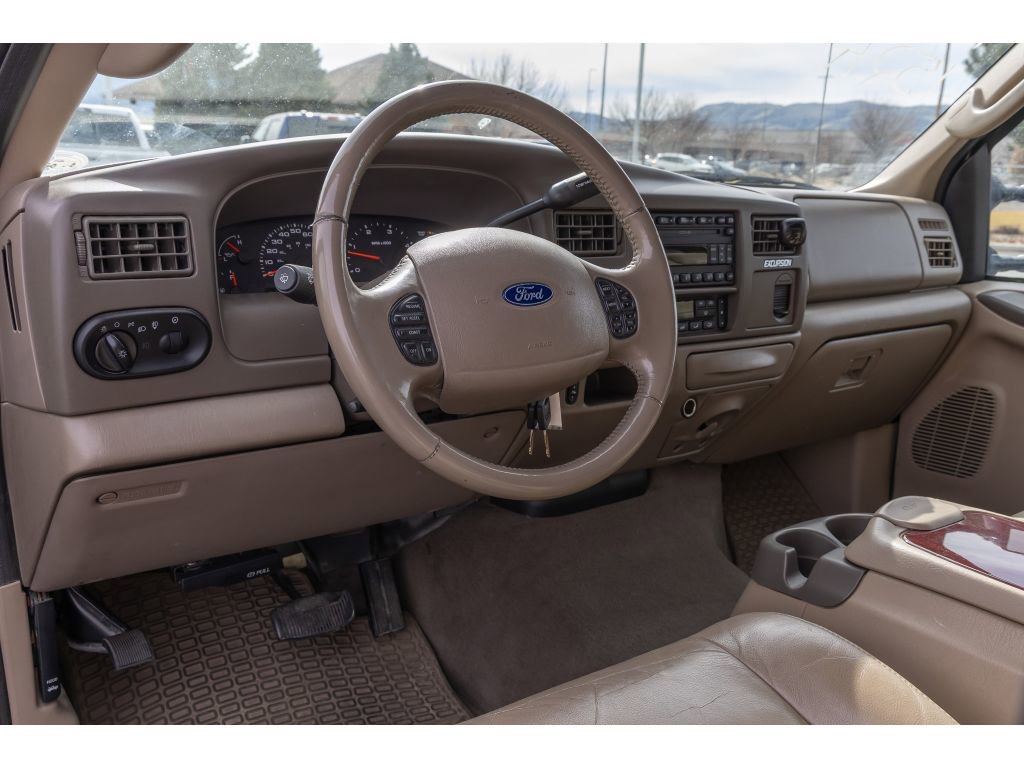 Used 2004 Ford Excursion Limited image 8