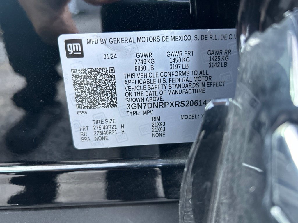 Used 2024 Chevrolet Equinox EV RS FWD image 46