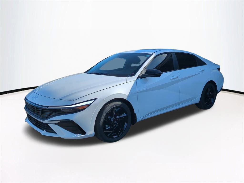New 2026 Hyundai Elantra SEL Sport Premium FWD image 9