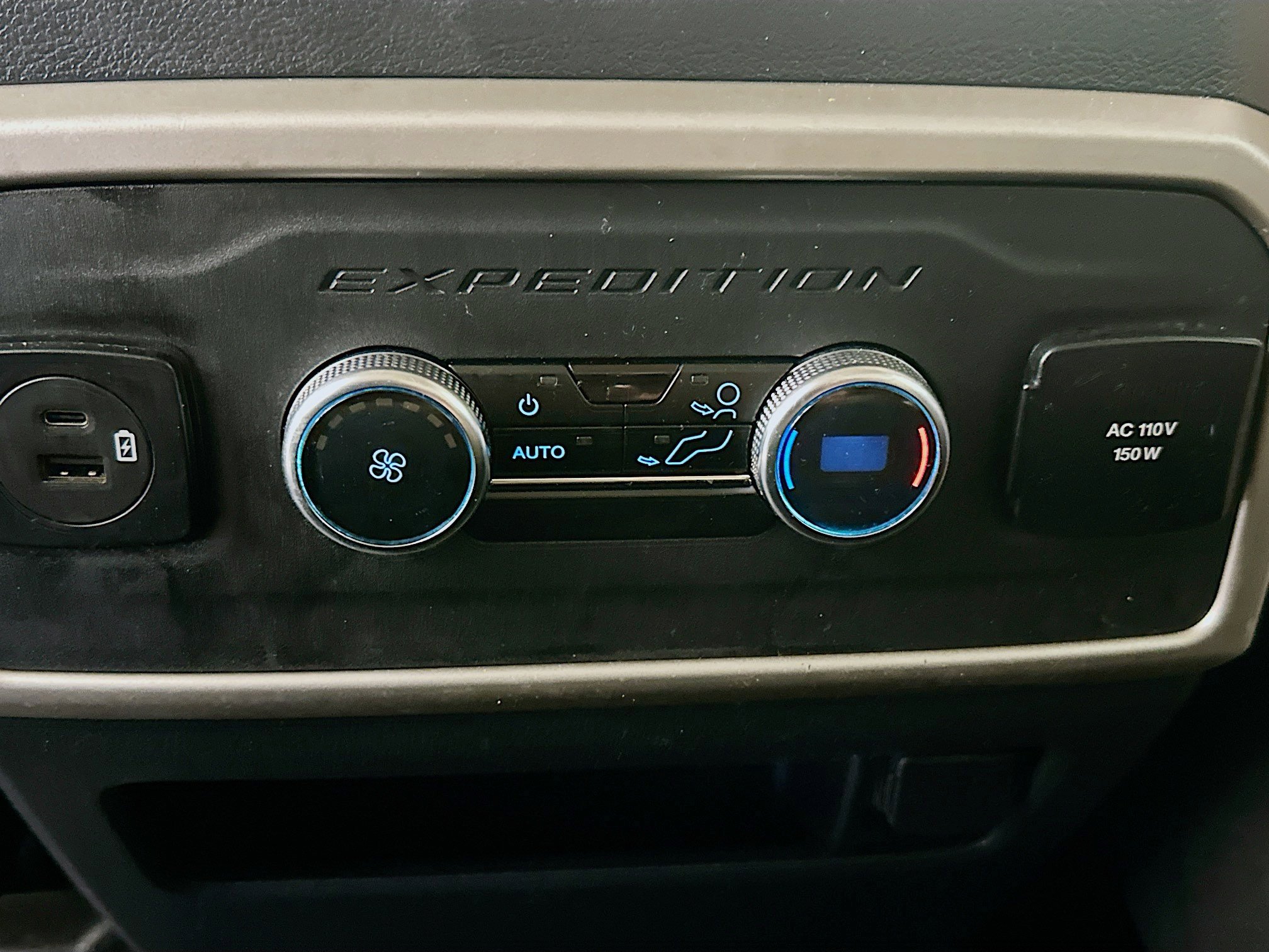 Used 2023 Ford Expedition Max XLT RWD image 26