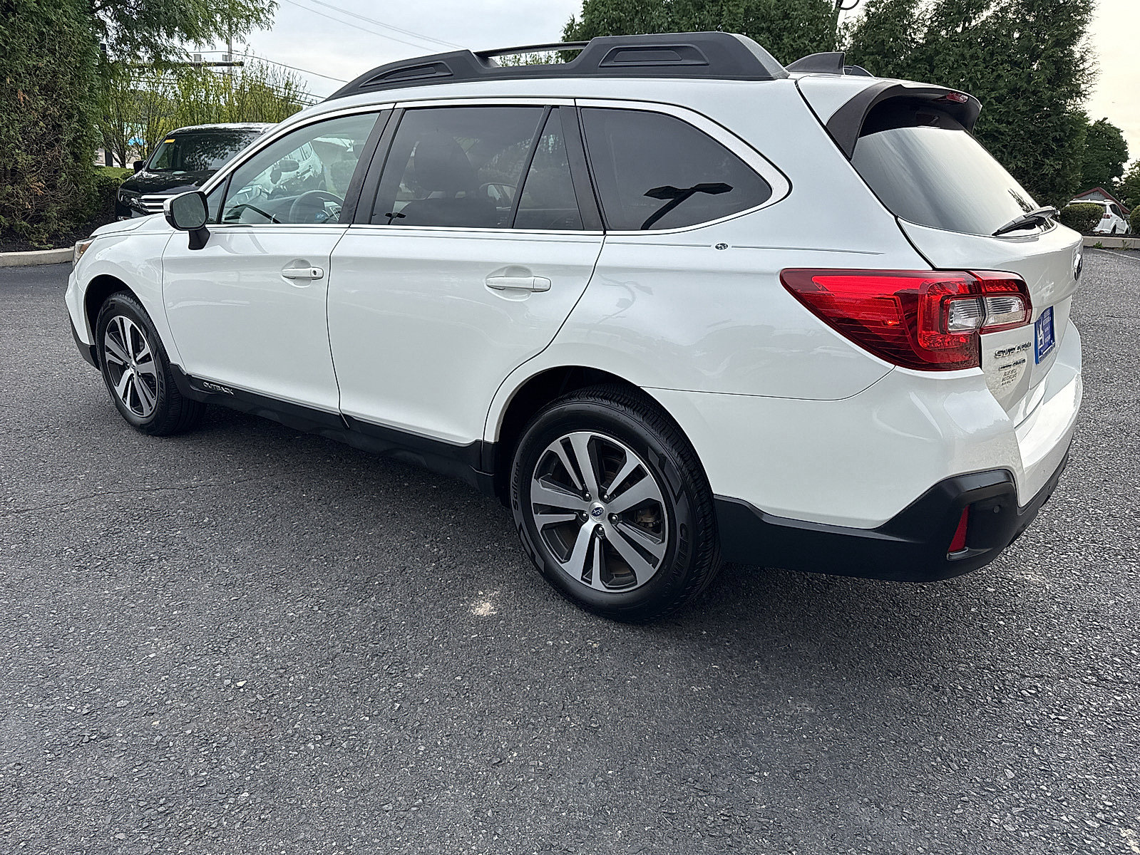 Used 2019 Subaru Outback 2.5i Limited AWD/4WD image 11