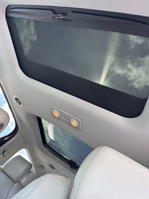 Used 2015 GMC Acadia SLT FWD image 9