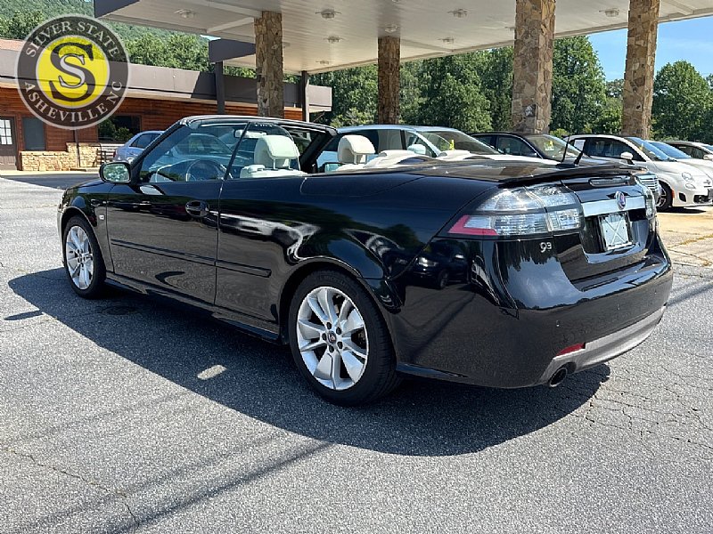 Used 2010 Saab 9-3 Aero FWD image 4