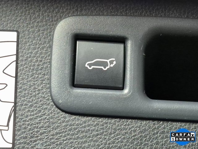 Certified 2024 Toyota Highlander XLE image 28