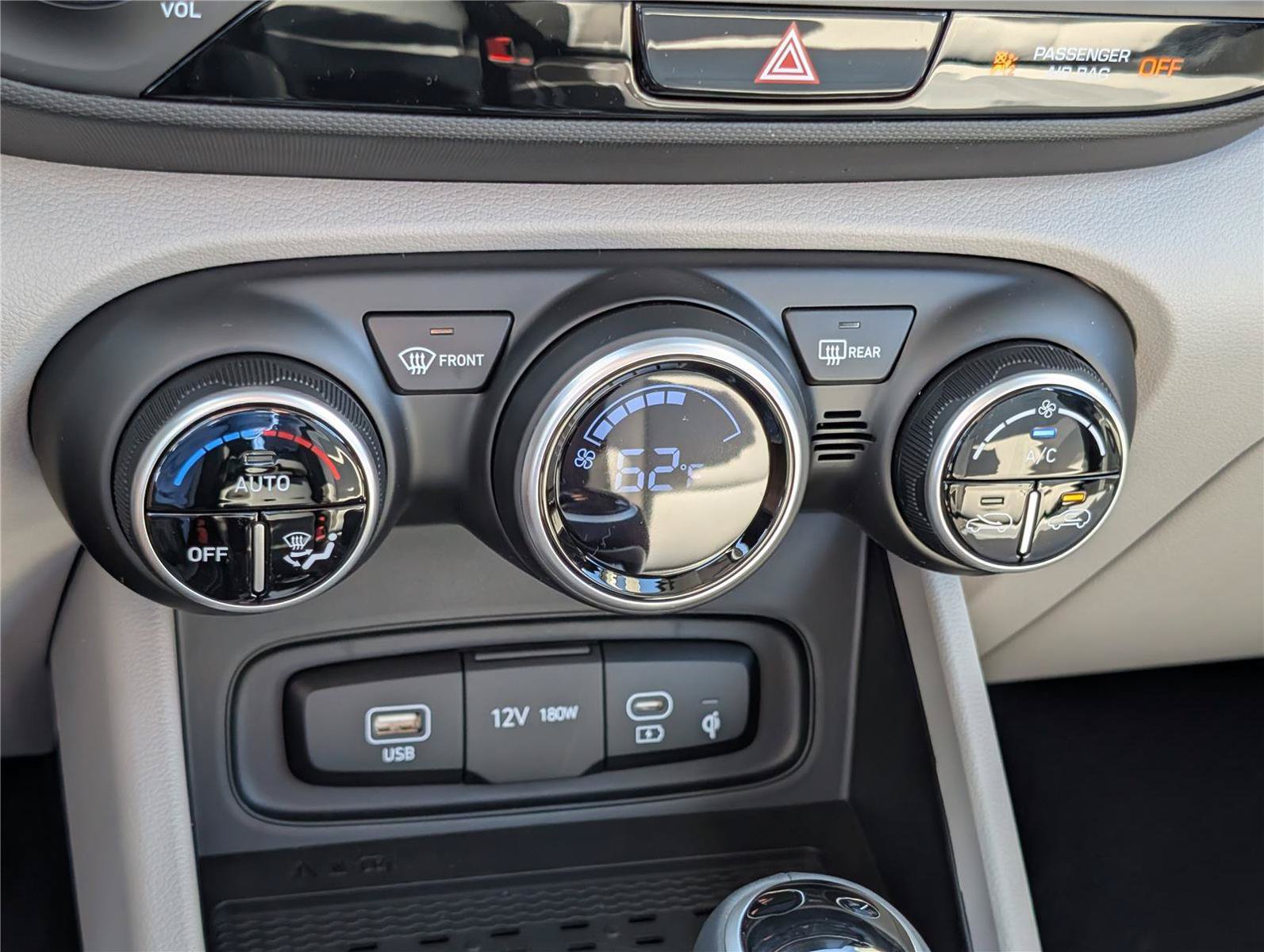 New 2026 Hyundai Venue SEL FWD image 22
