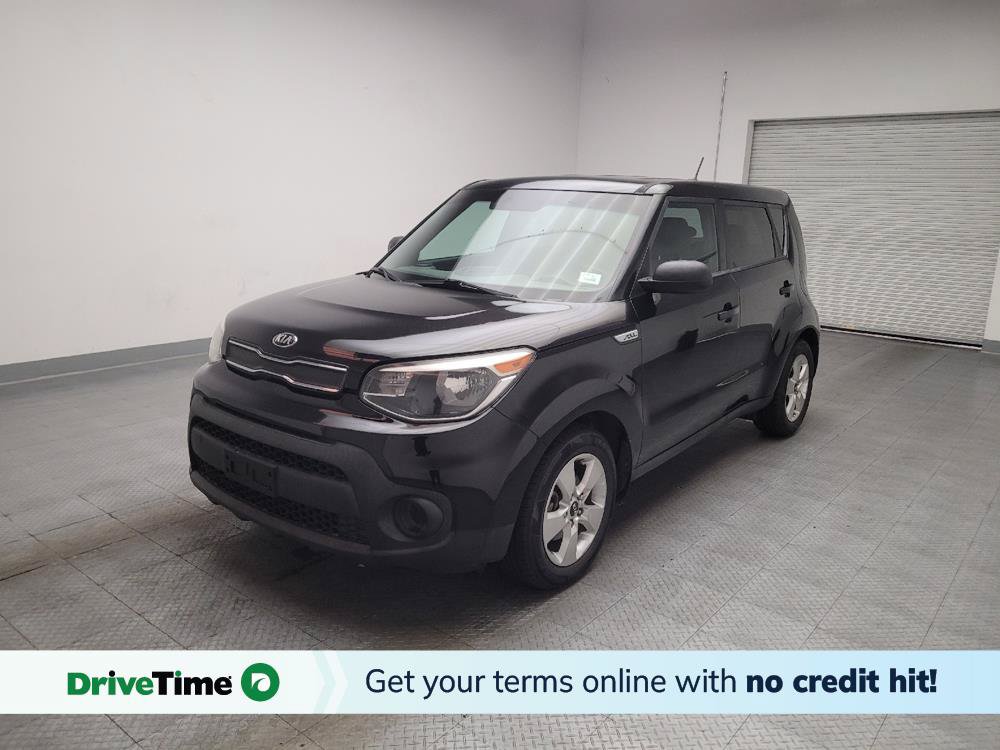 Used 2017 Kia Soul FWD image 1