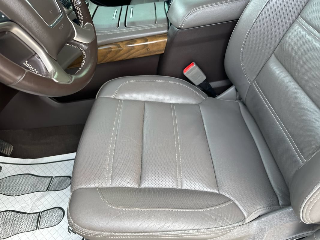 Used 2019 GMC Yukon Denali w/ Denali Ultimate Package AWD/4WD image 31