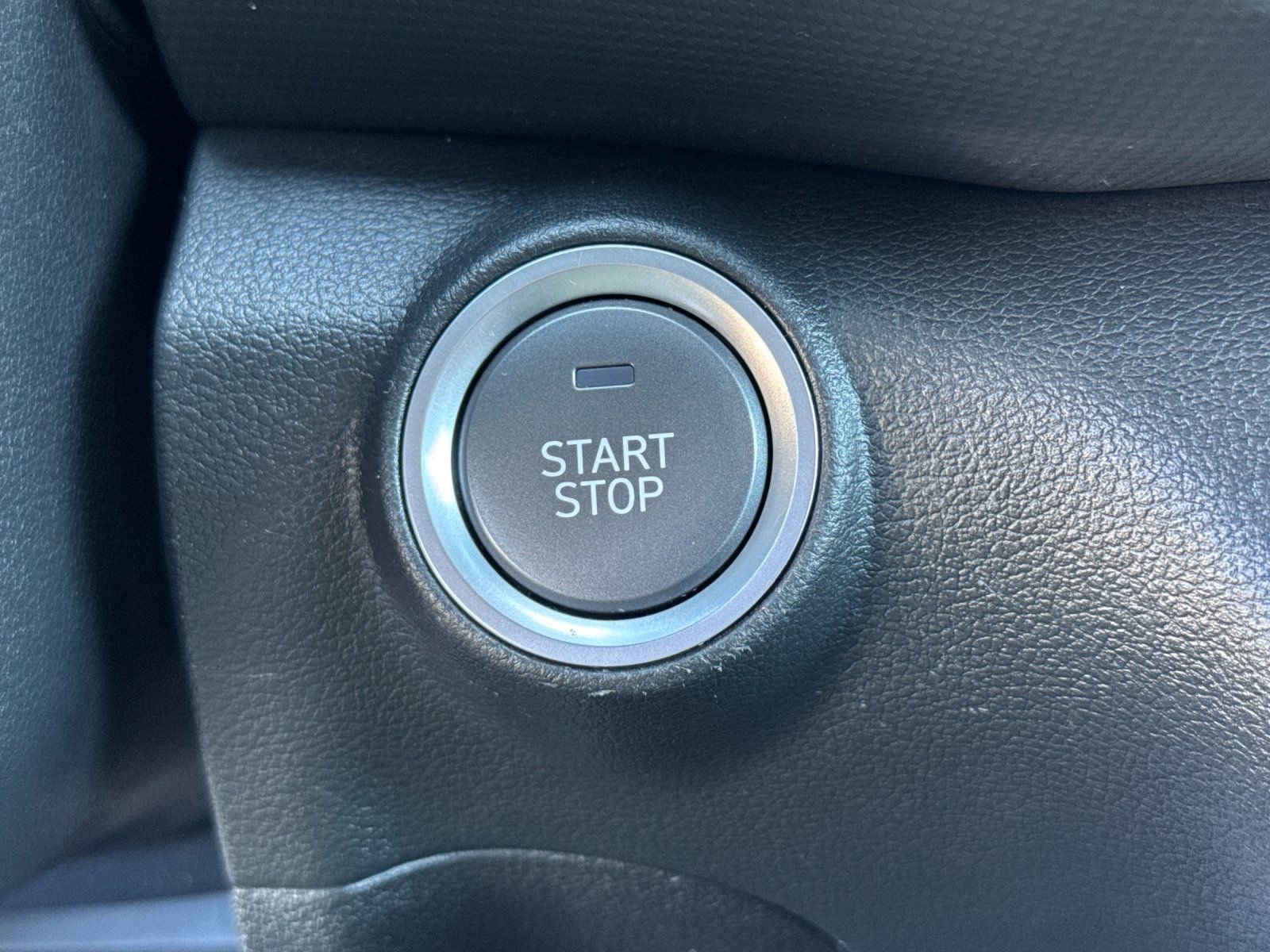 Used 2023 Hyundai Kona SE FWD image 22