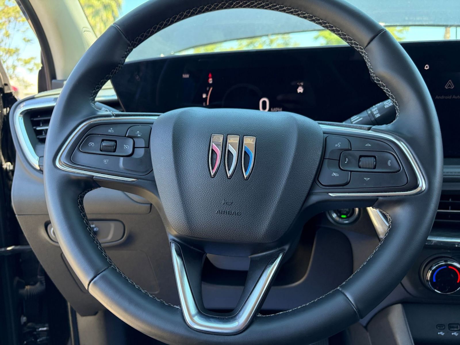 Used 2025 Buick Encore GX Preferred FWD image 28