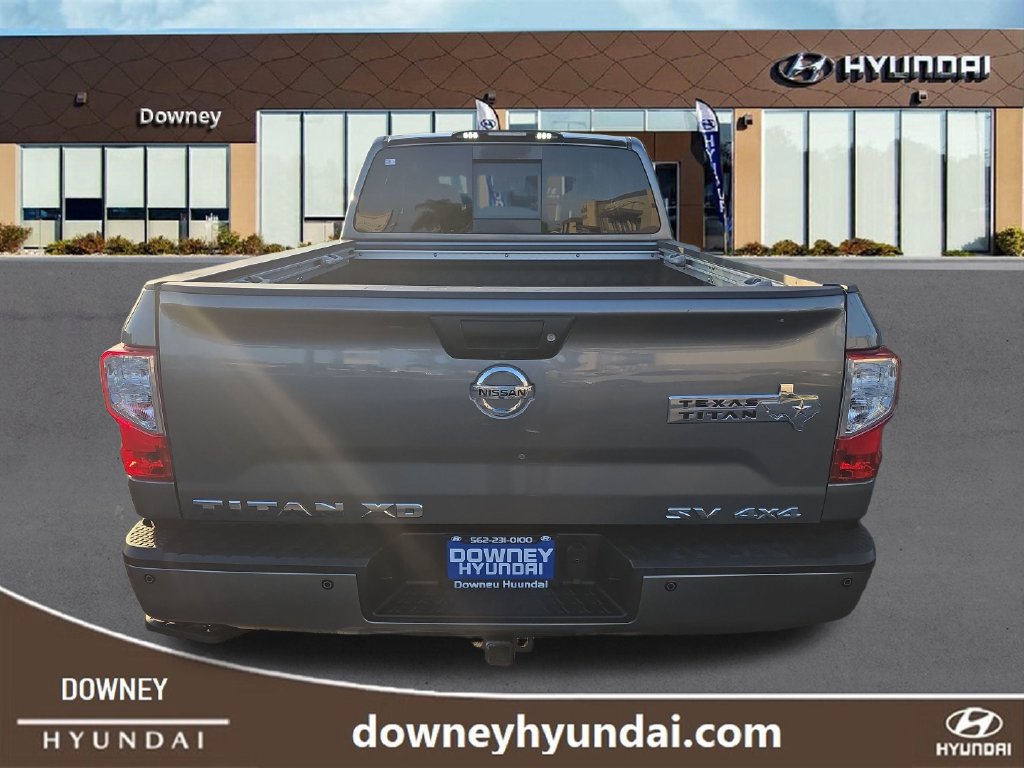 Used 2019 Nissan Titan SV w/ SV Convenience Package AWD/4WD image 21