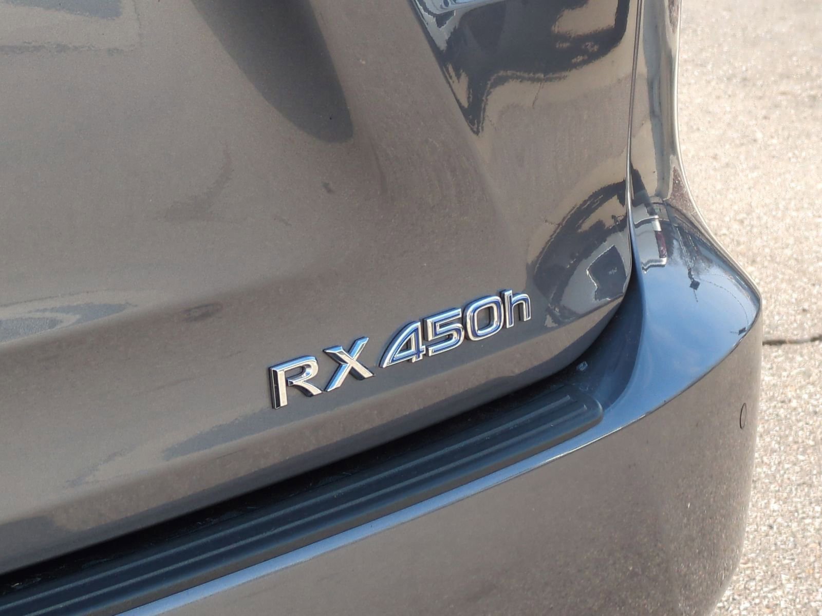 Used 2022 Lexus RX 450h AWD w/ Premium Package image 17