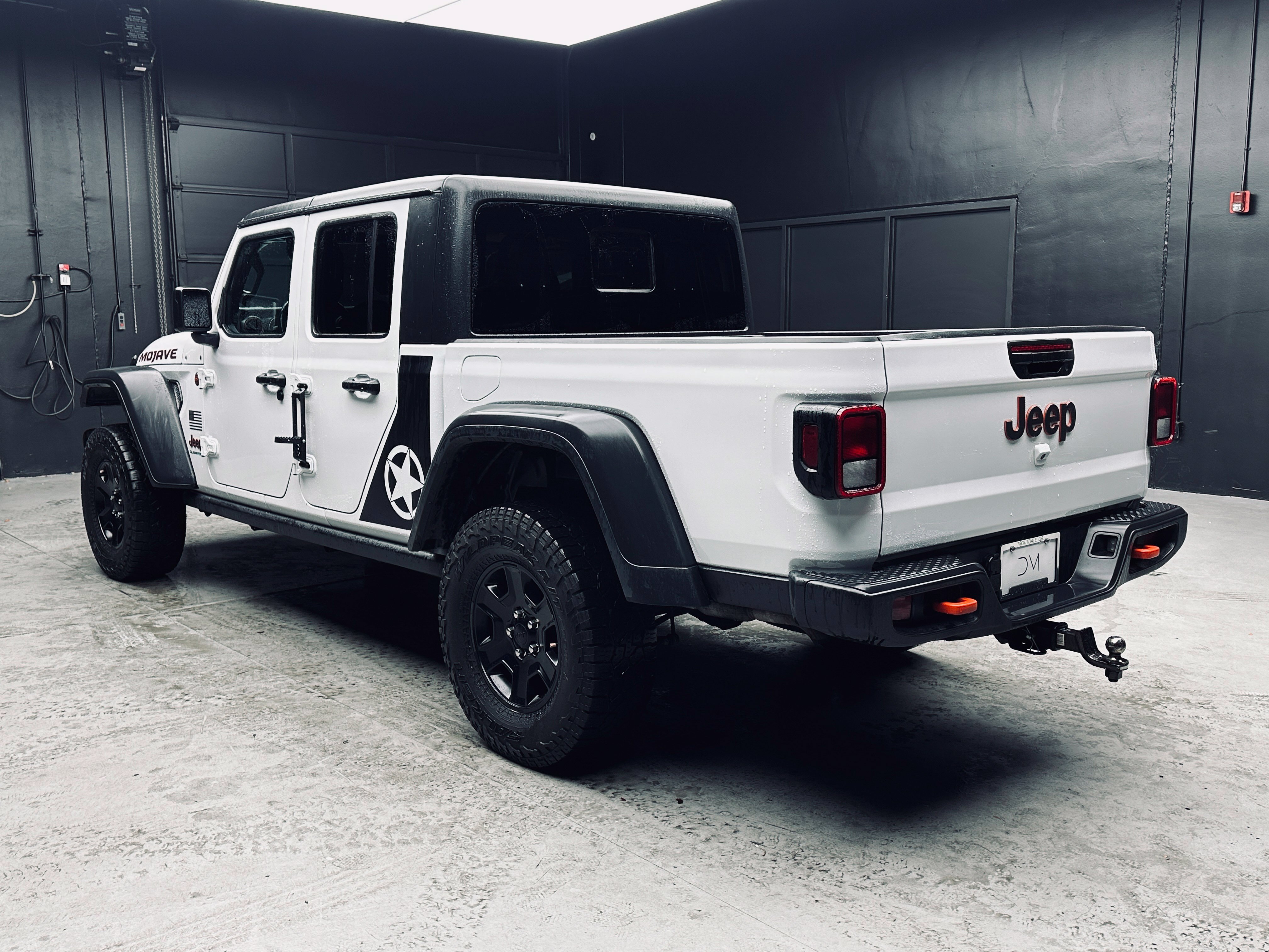 Used 2023 Jeep Gladiator Mojave w/ Cold Weather Group AWD/4WD image 4